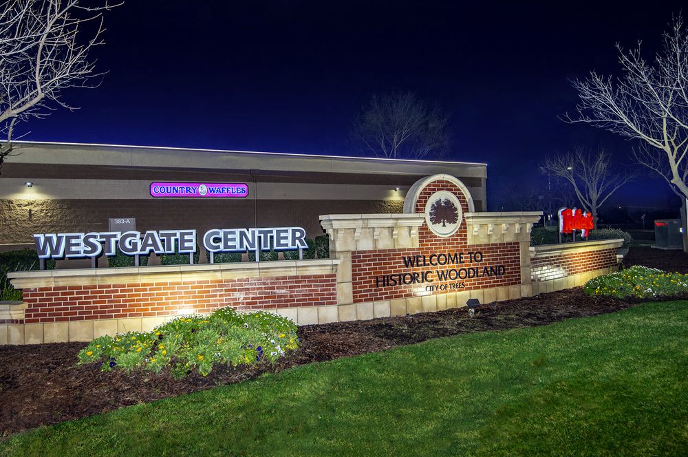 Westgate Shopping Center: 353-375 W Main St , Woodland, CA 95695